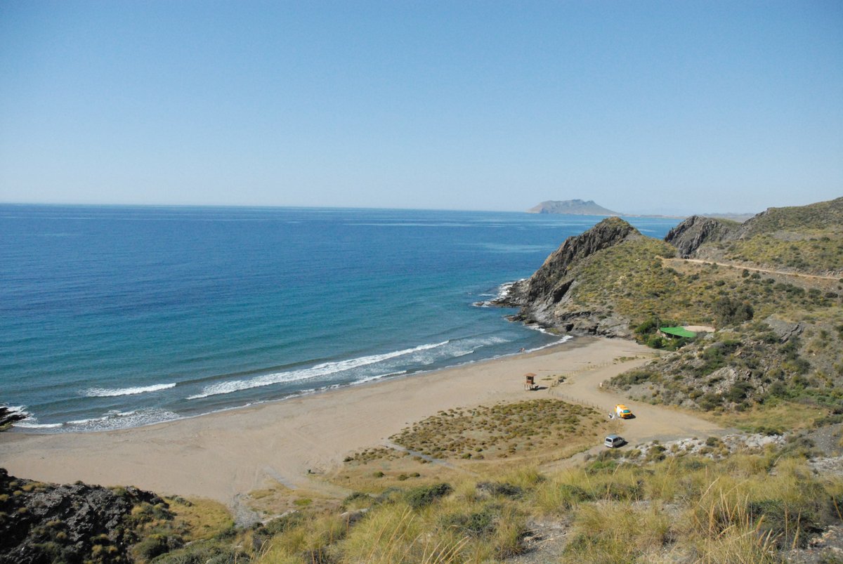 La playa de Calnegre consigue su bandera Azul